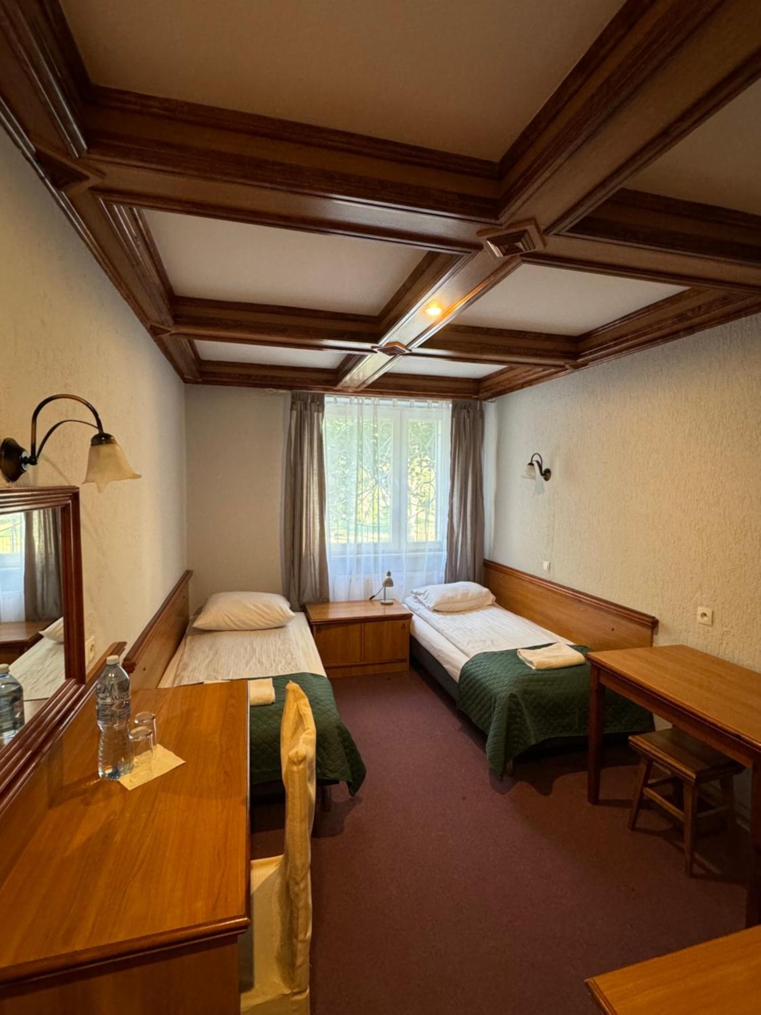 Hotel Victoria Łubowo 외부 사진